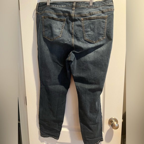 TORRID Jeans - 20 - Picture 4 of 4